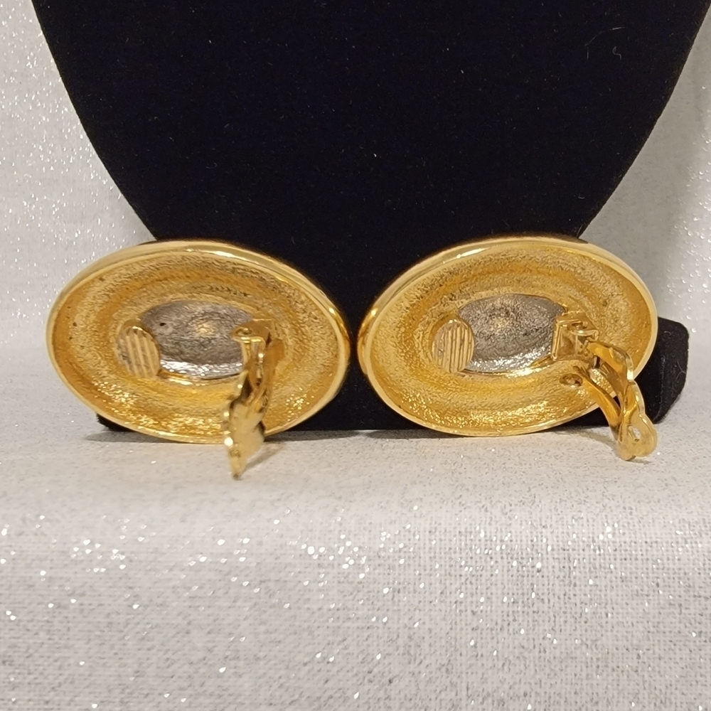 *SOLD* Vintage GIVENCHY Chunky Link Crystal Necklace w/Matching Earrings - Picture 12 of 13
